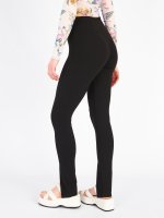 Leggings with front slit