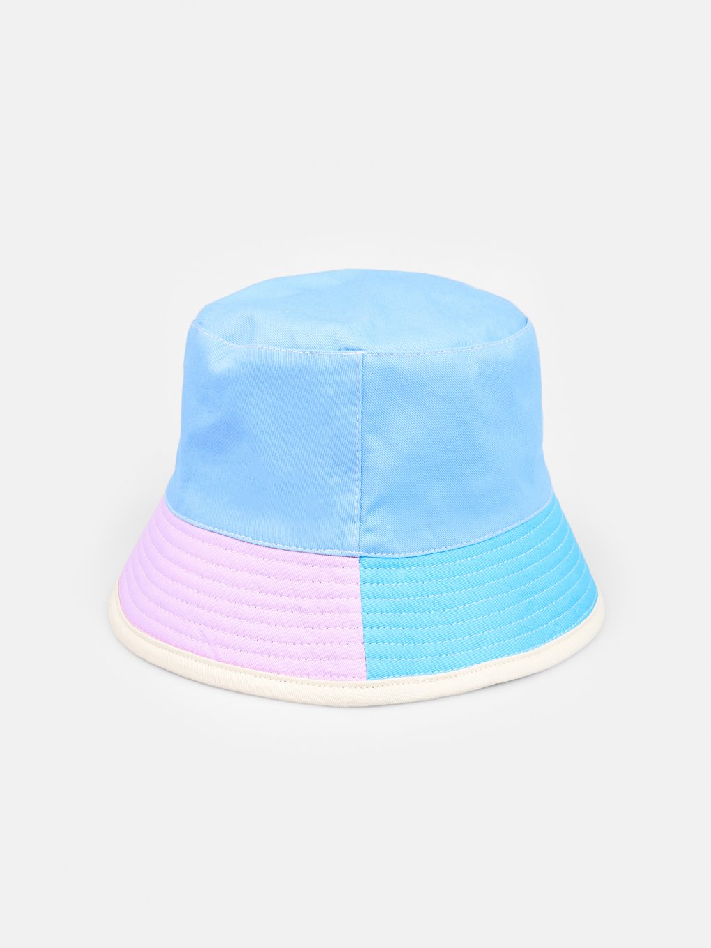 Kétoldalú kalap