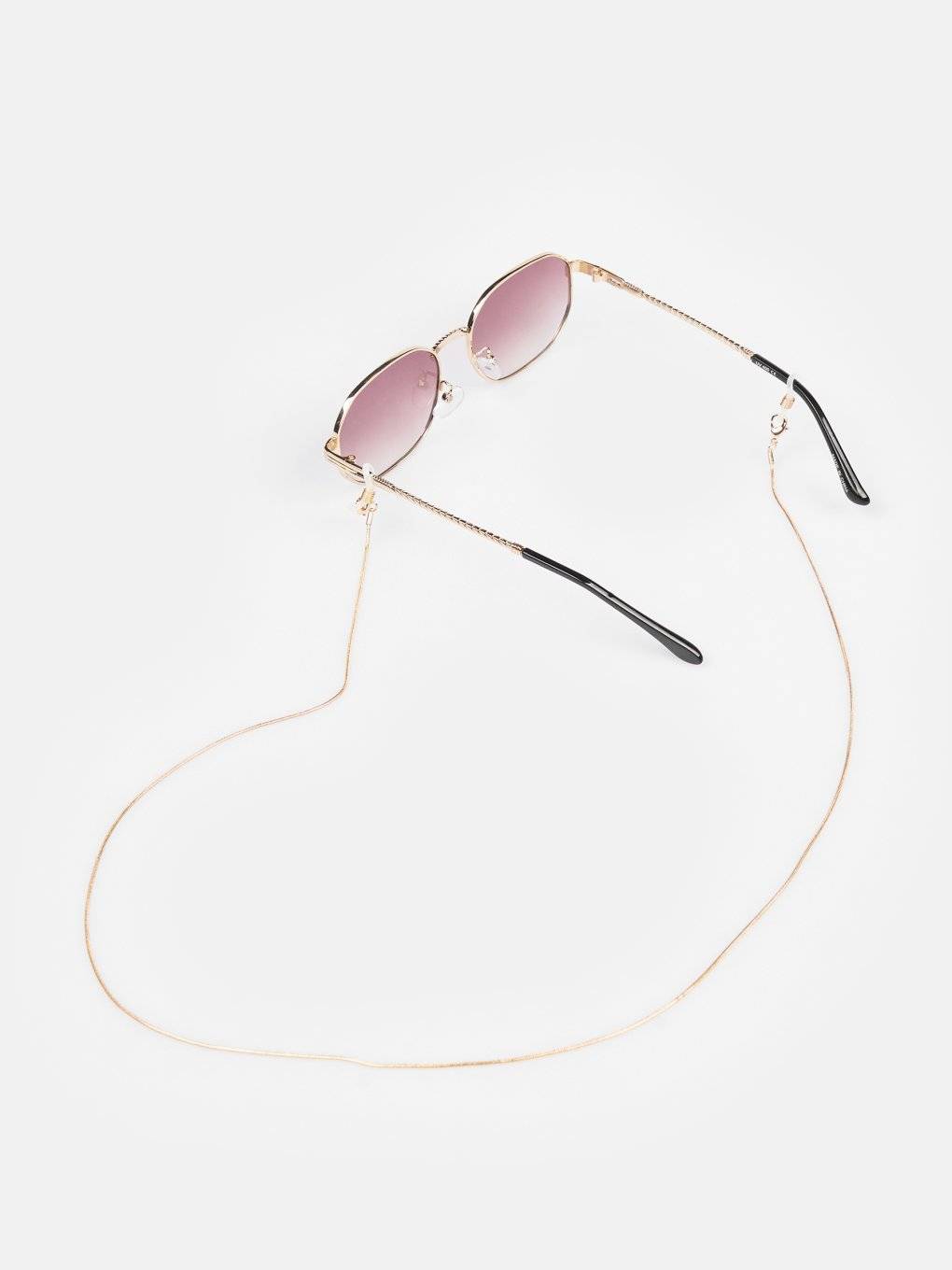Sunglasses chain