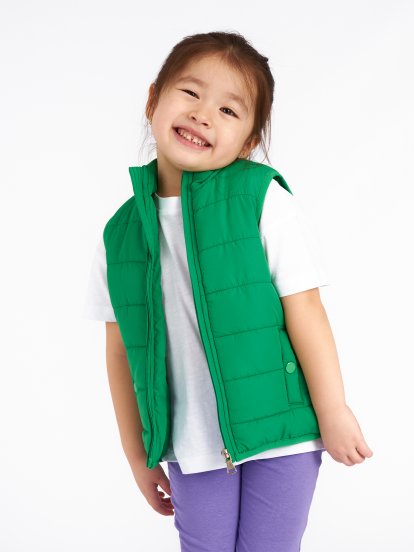Padded quilted vest with pockets