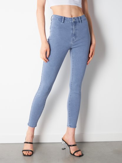 Basic skinny jeans without front pockets