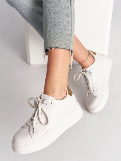 Lace-up sneakers with metallic decoratioin
