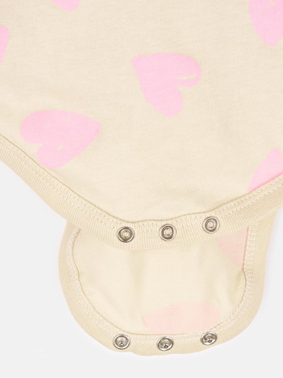 Cotton baby bodysuit with heart print