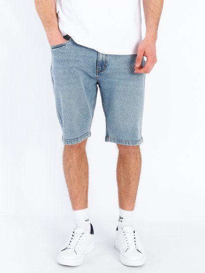 Straight denim shorts