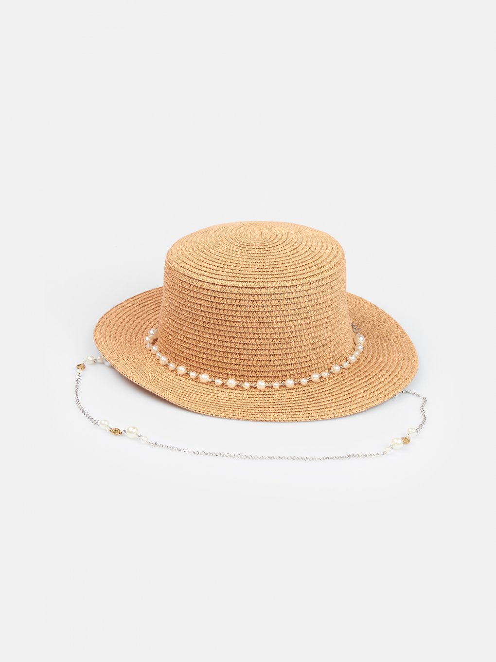 Summer hat with pearls