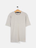 Structured t-shirt