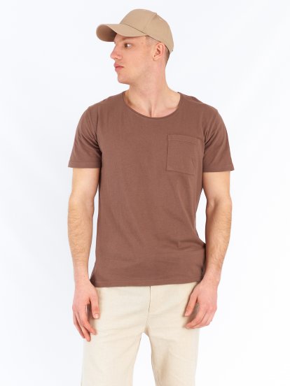 Základné basic bavlnené tričko s vreckom pánske
