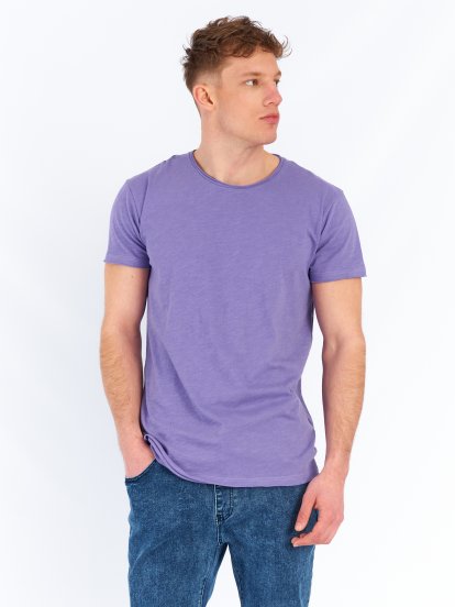 Základné tričko slim fit s neopracovaným lemom pánske