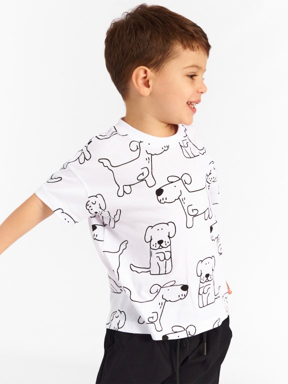 Bawełniana oversize koszulka z chłopięcym nadrukiem