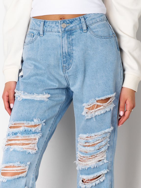 Jogger jeans with damages