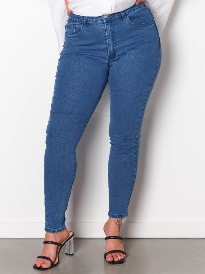 Základné basic džínsy skinny plus size