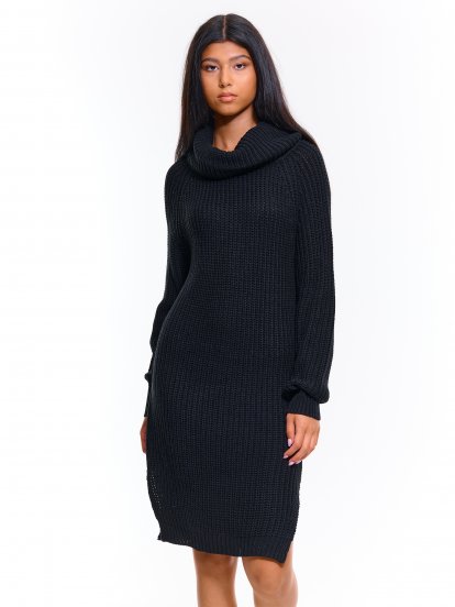 Long ribbed roll neck pullover