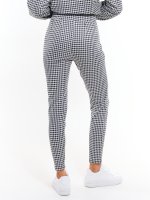 High waist pants with houndstooth pattern
