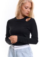 Long sleeve T-shirt with cut out detail