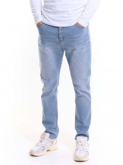 Straight slim jeans