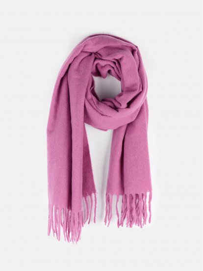 Basic scarf with fringes