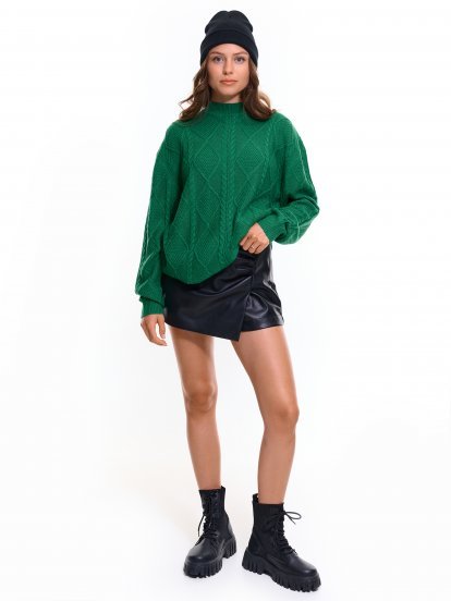 Longline cable knit pullover