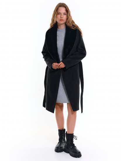 Robe coat with faux fur
