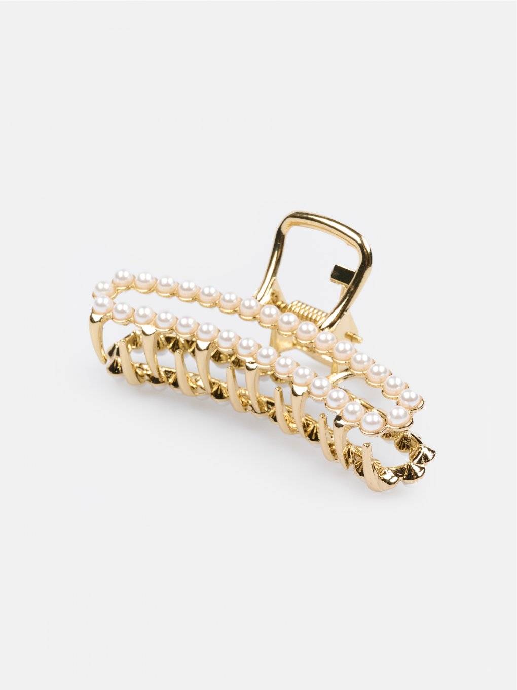 Metal hairgrip with pearls