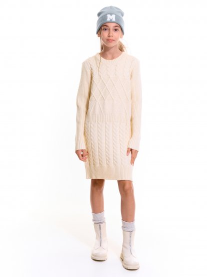 Dzianinowa sukienka sweterkowa