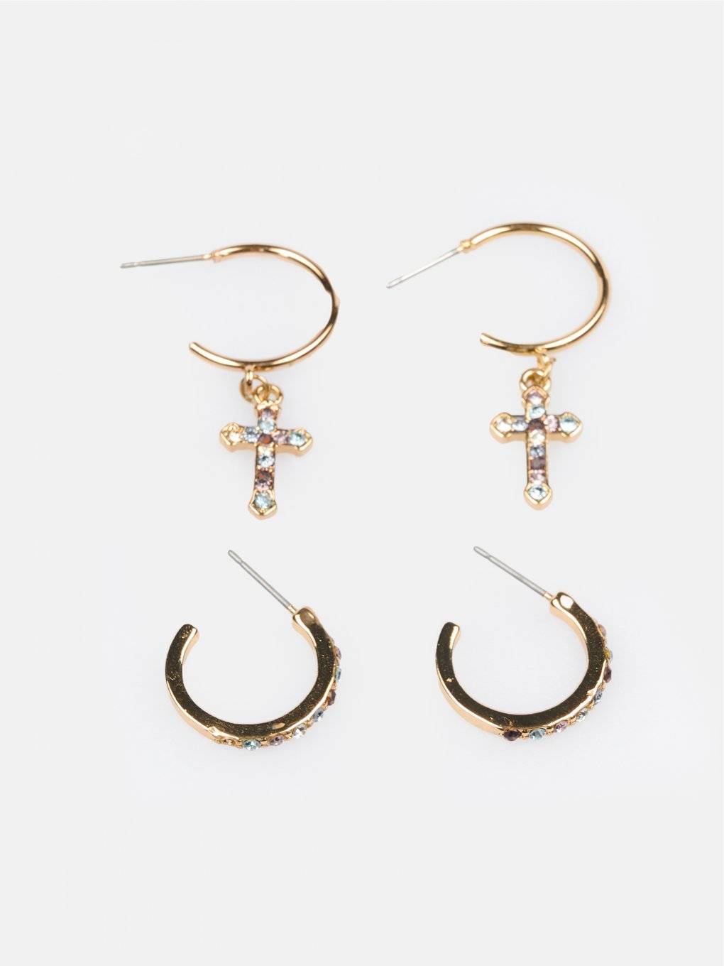 Set of earrings with faux stones