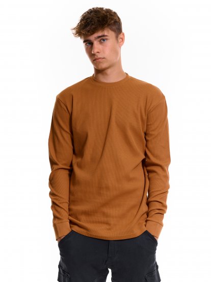 Basic waffle-knit long sleeve t-shirt