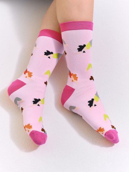 Dámske vysoké vzorované ponožky