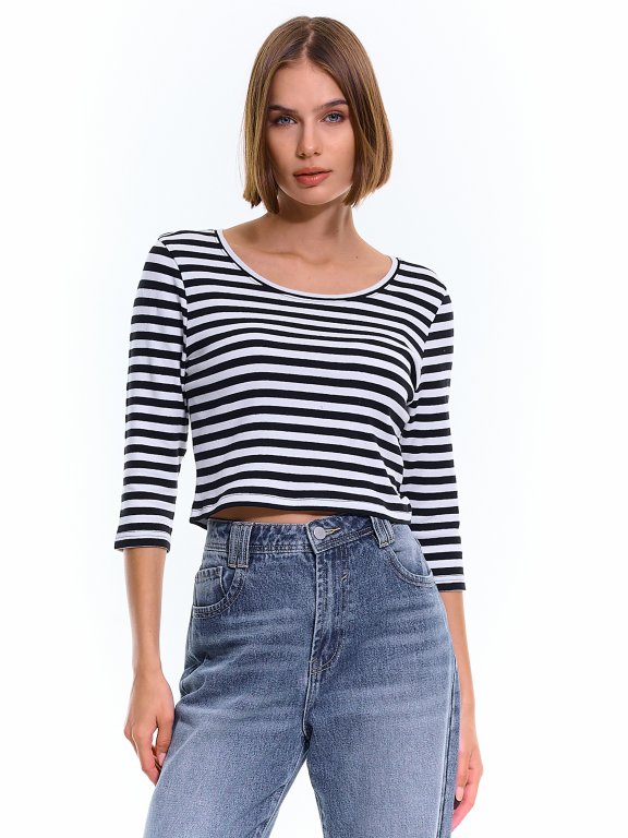 Cropped striped t-shirt