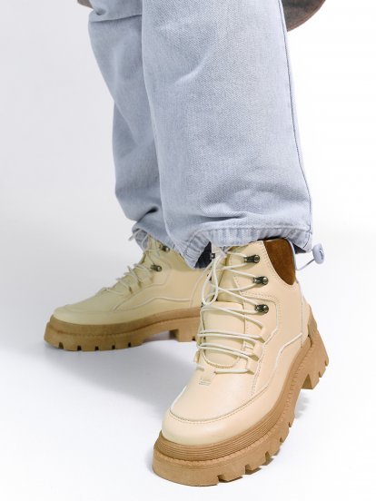 Ankle lace up boots