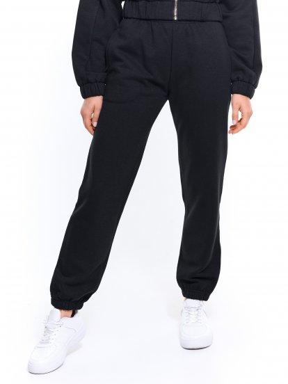 Sweatpants with side pockets