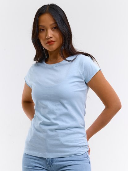 T-shirt with short sleeve