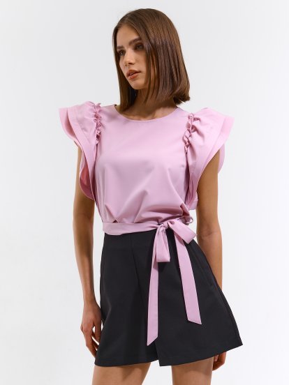 Ladies blouse with belt and ruffgled sleeves