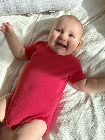 Basic cotton baby bodysuit