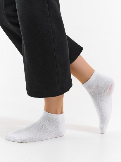 Два чифта основни чорапи до глезена