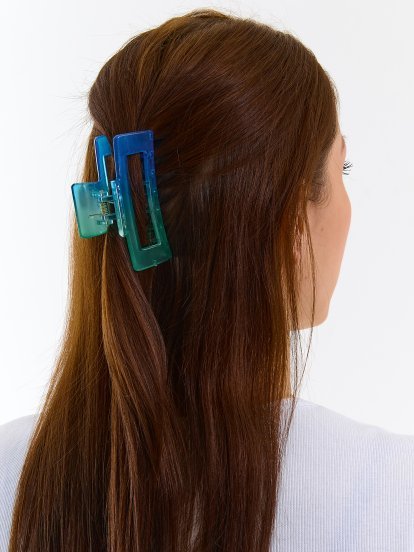 Plastic hair clip