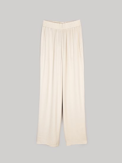 Wide leg pants with pockets
