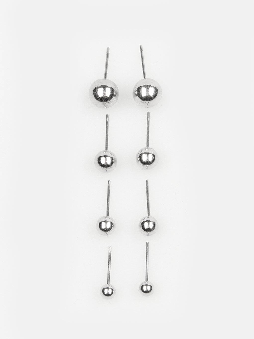 Set of basic metallic earrings