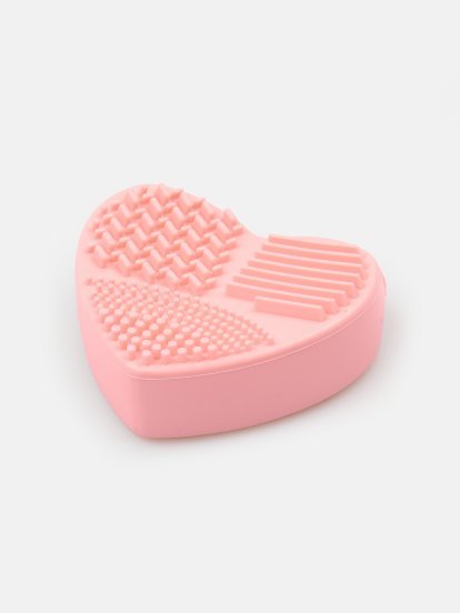 Brush cleaning pad