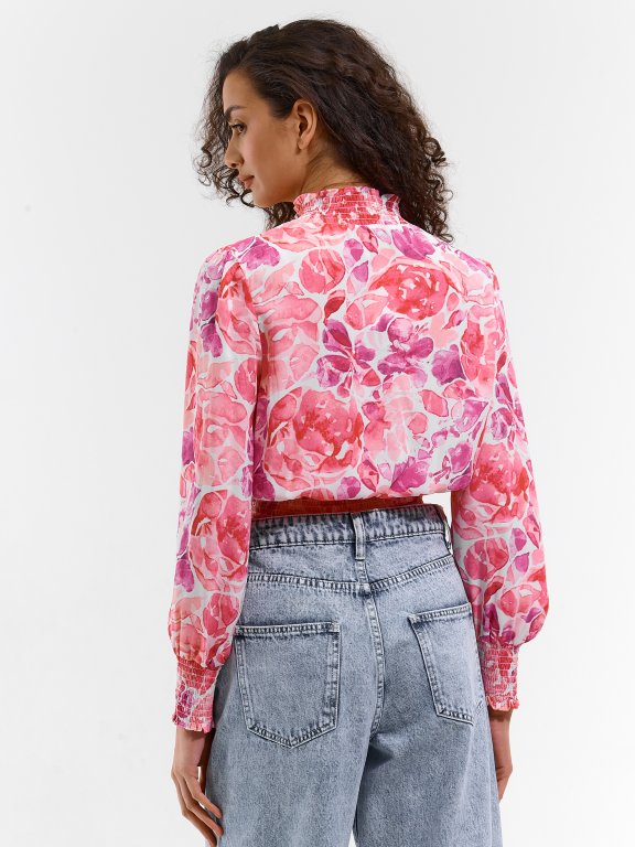 Ladies blouse with floral print