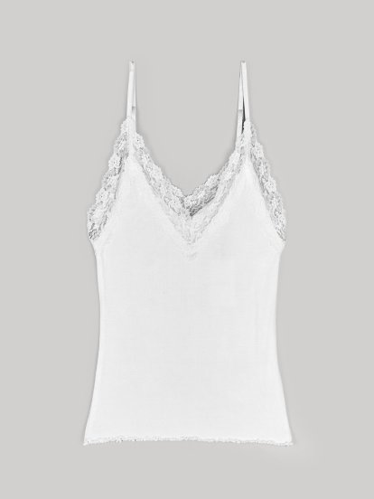 Ribbed tank with lace