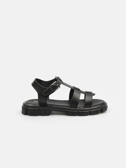 Sandals with velcro