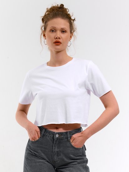 Basic cotton cropped t-shirt