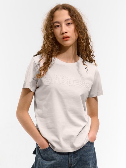 Cotton t-shirt with embroidery