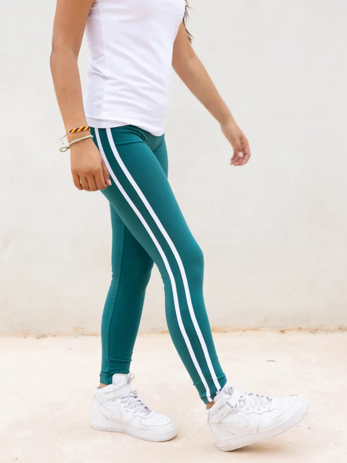 Leggings with side stripe outfit hotsell